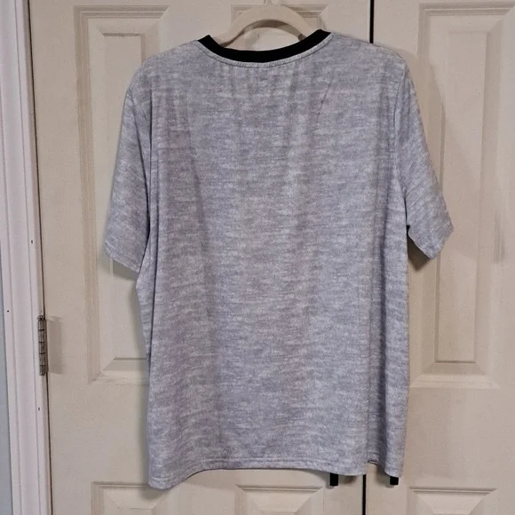 Nwt Stylish Black and Gray Womens Top - Picture 2 of 2